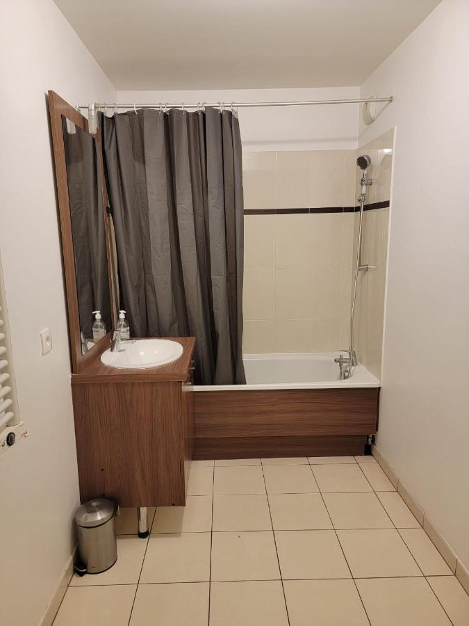 Boissy Gare Rer A Appartement 1 A 3 Chambres Au Choix Exterior photo