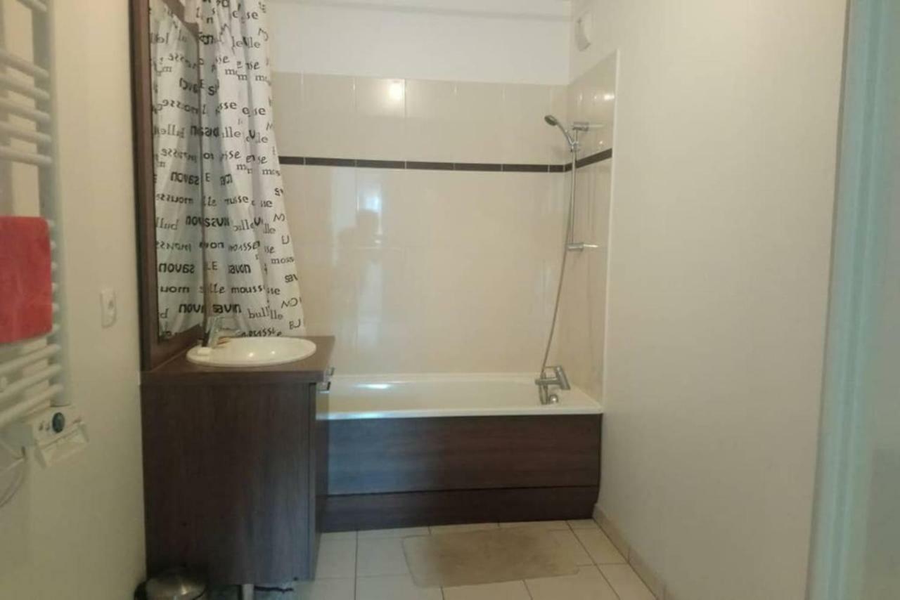 Boissy Gare Rer A Appartement 1 A 3 Chambres Au Choix Exterior photo
