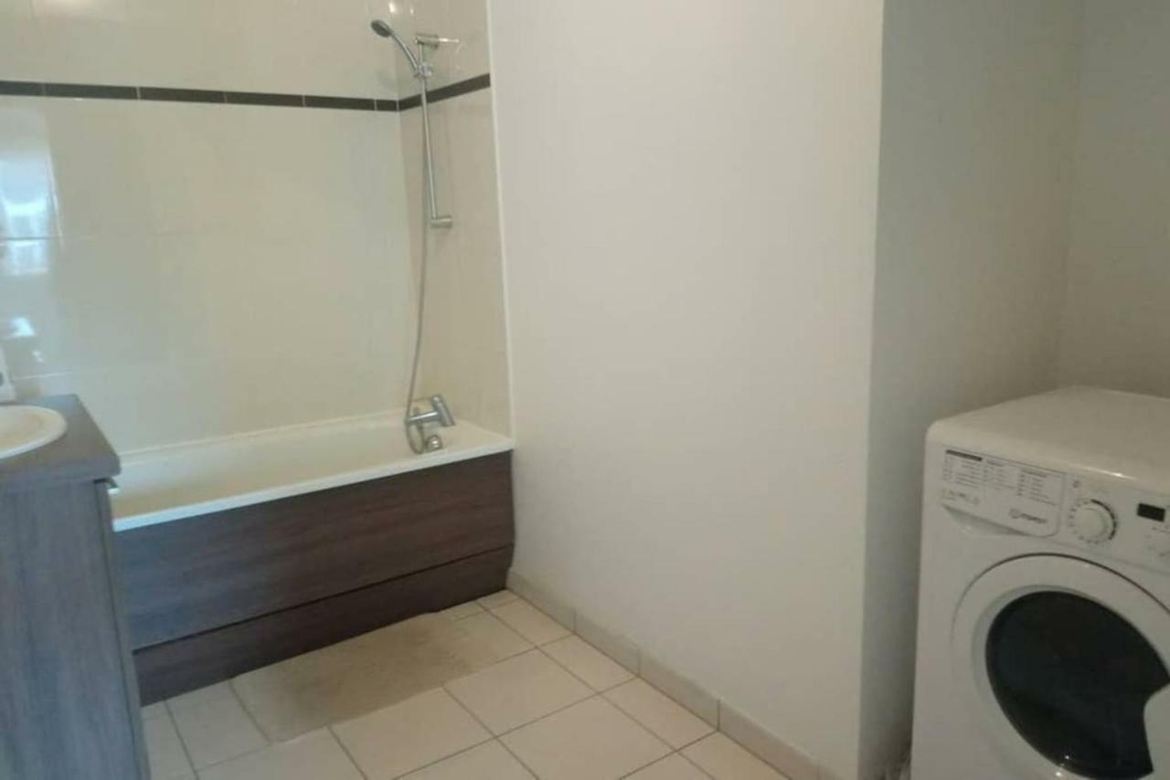 Boissy Gare Rer A Appartement 1 A 3 Chambres Au Choix Exterior photo